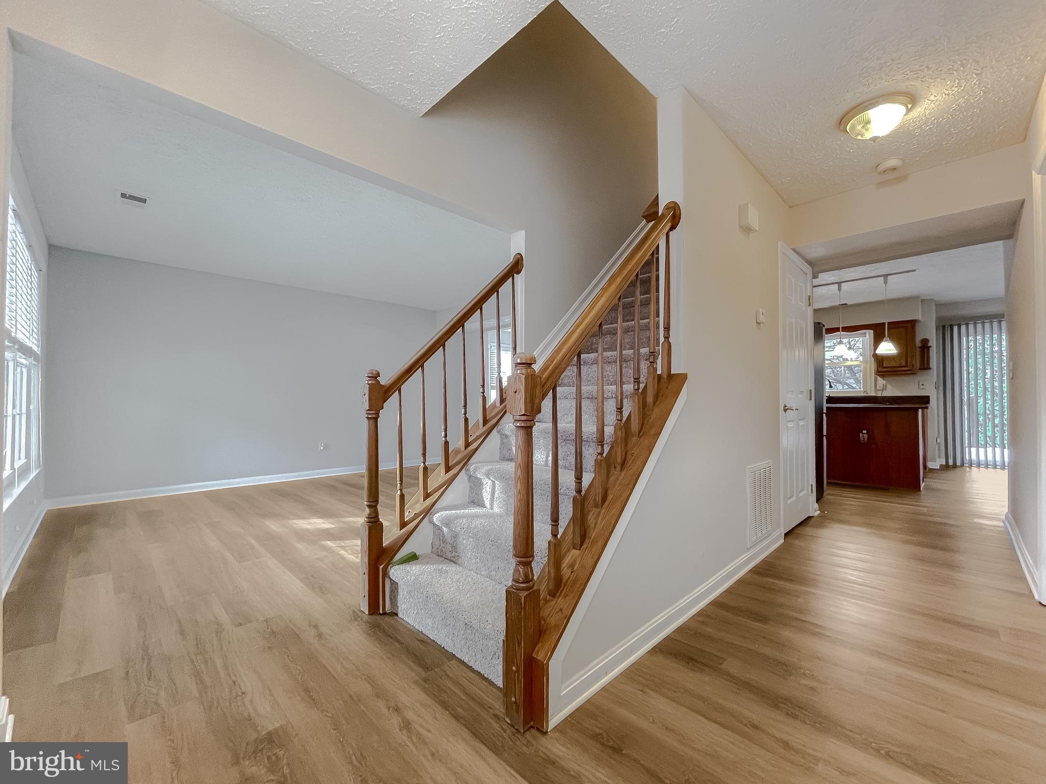 DORCHESTER - ST. CHARLES - Residential