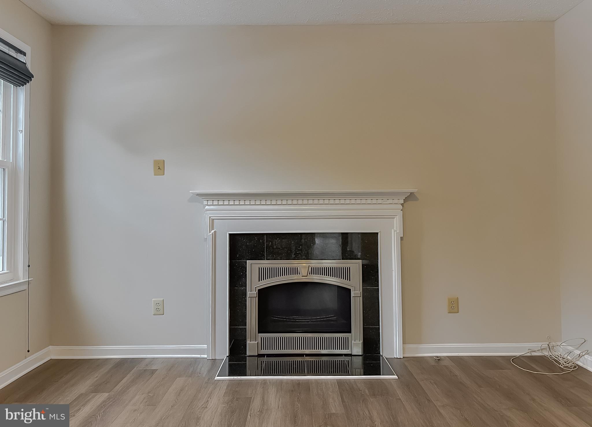 DORCHESTER - ST. CHARLES - Residential