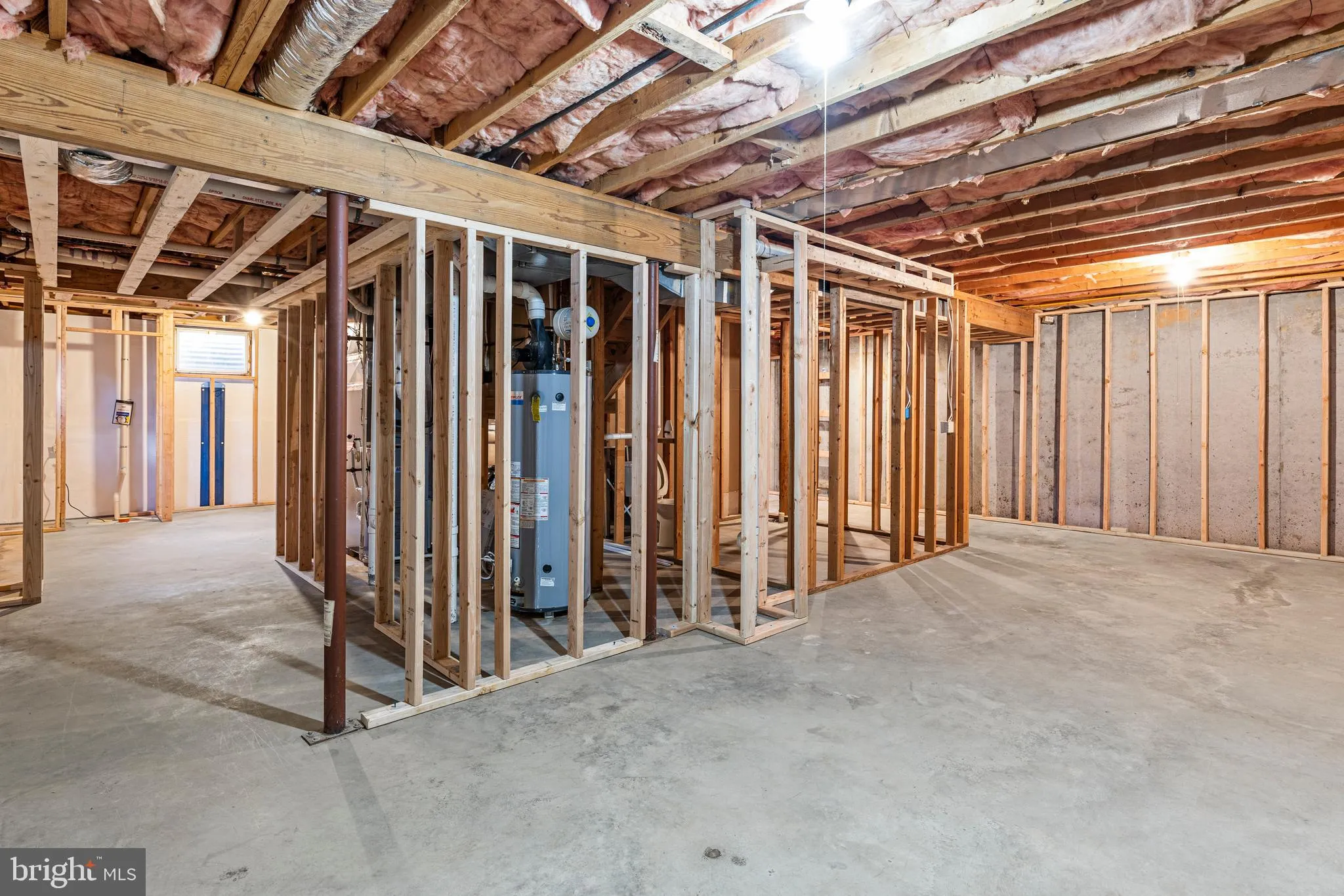 Winchester, Virginia 22601, United States, 4 Bedrooms Bedrooms, ,3 BathroomsBathrooms,Residential,Pending,29683