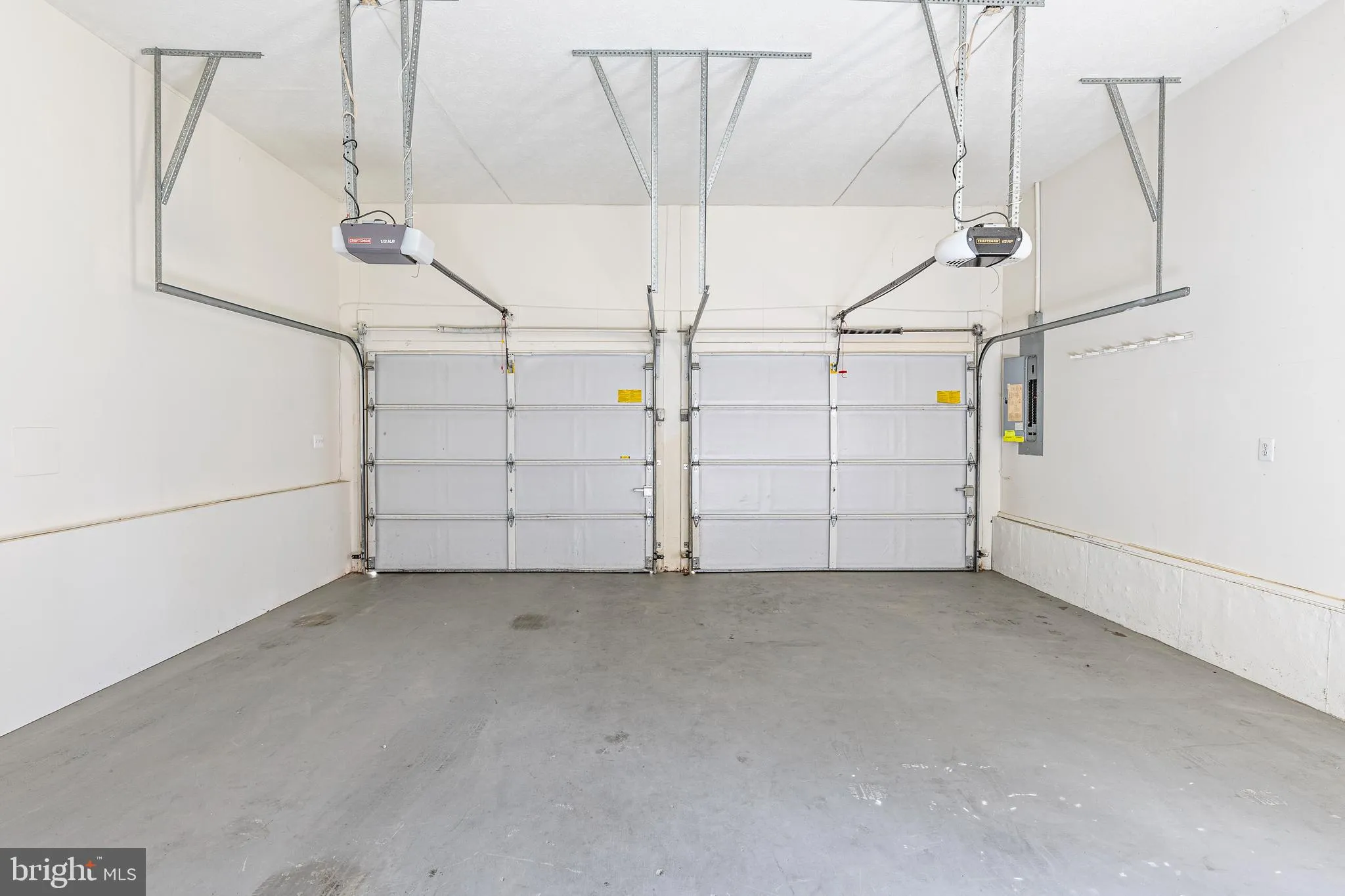 Winchester, Virginia 22601, United States, 4 Bedrooms Bedrooms, ,3 BathroomsBathrooms,Residential,Pending,29683