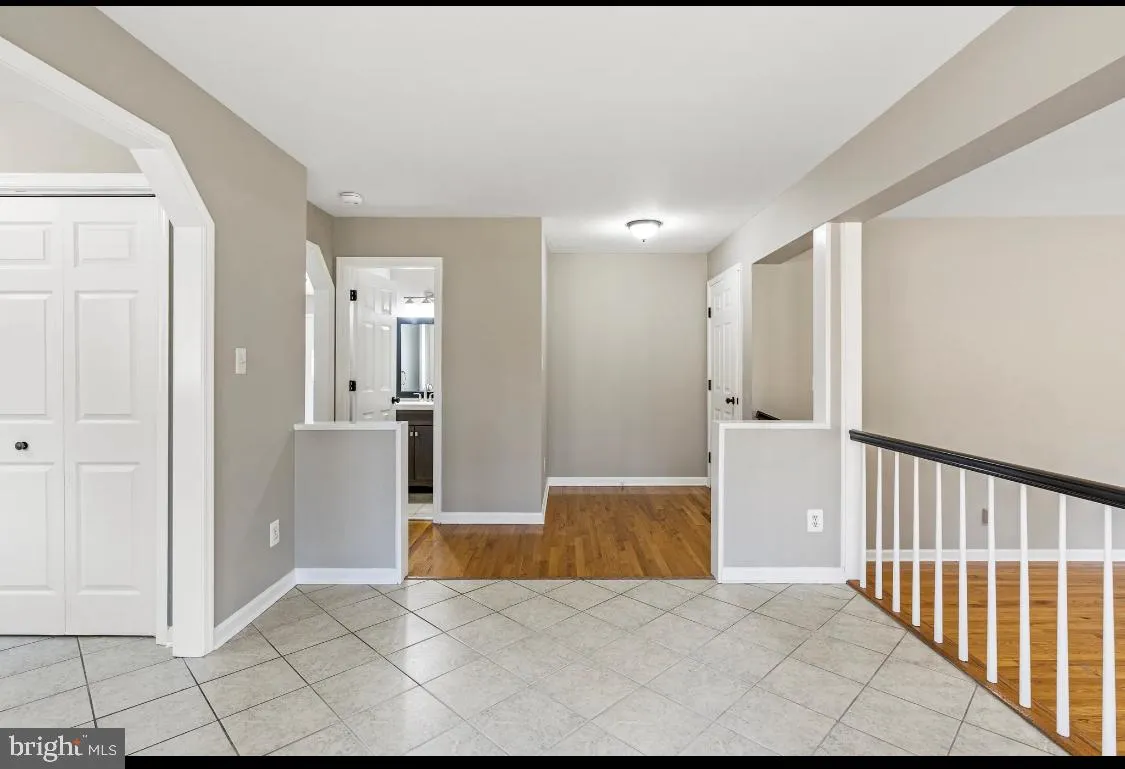 Winchester, Virginia 22601, United States, 4 Bedrooms Bedrooms, ,3 BathroomsBathrooms,Residential,Pending,29683