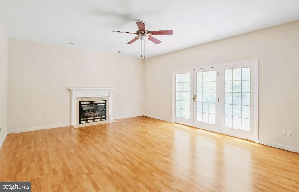 Winchester, Virginia 22601, United States, 4 Bedrooms Bedrooms, ,3 BathroomsBathrooms,Residential,Pending,29683