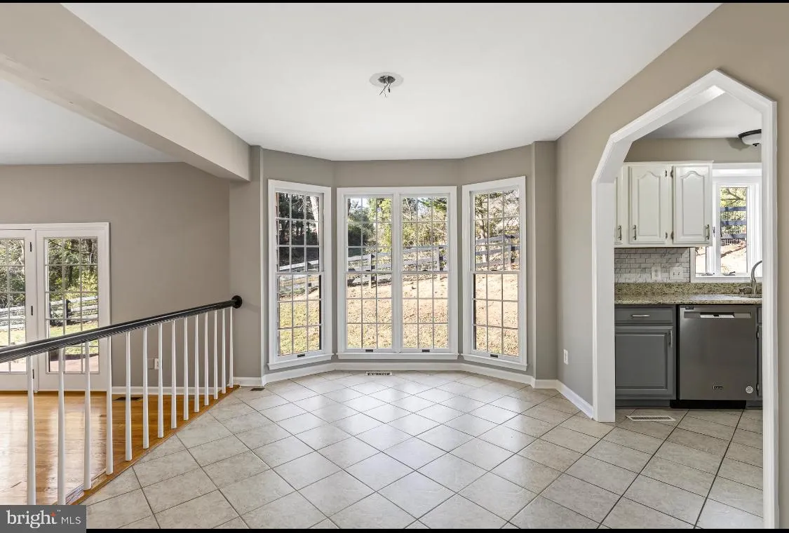 Winchester, Virginia 22601, United States, 4 Bedrooms Bedrooms, ,3 BathroomsBathrooms,Residential,Pending,29683