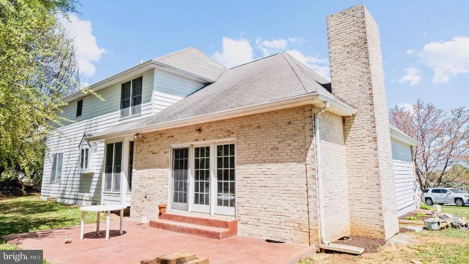 Winchester, Virginia 22601, United States, 4 Bedrooms Bedrooms, ,3 BathroomsBathrooms,Residential,Pending,29683