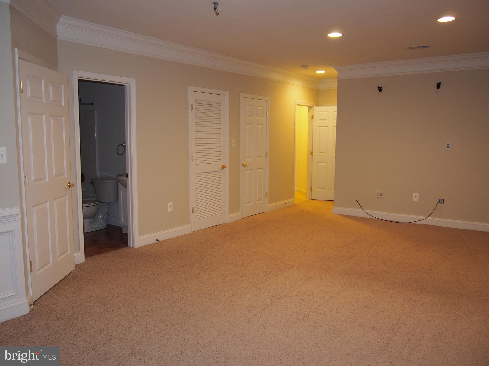 DAHLIA PARK OF WILDEWOOD - Residential Lease