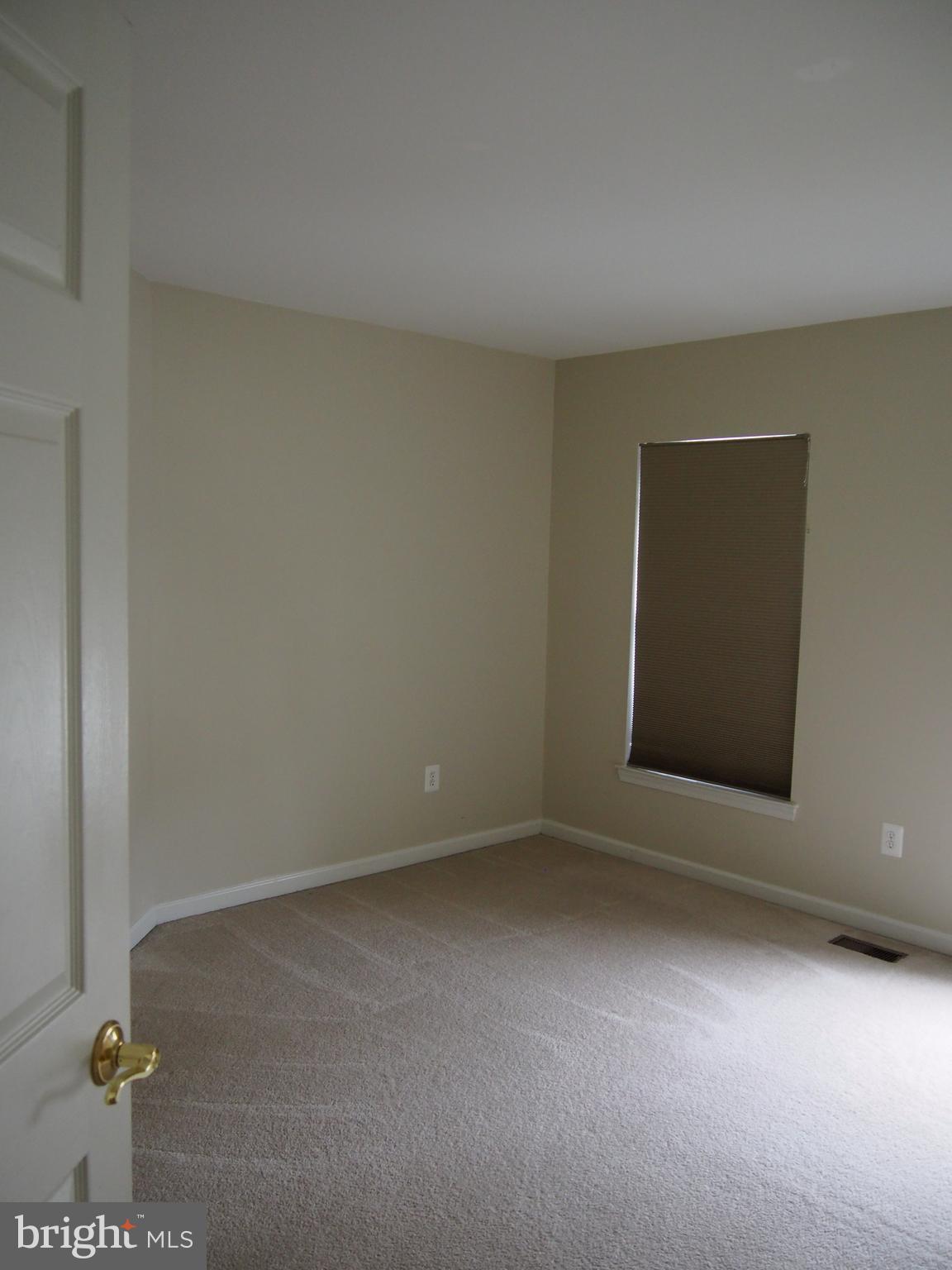 DAHLIA PARK OF WILDEWOOD - Residential Lease