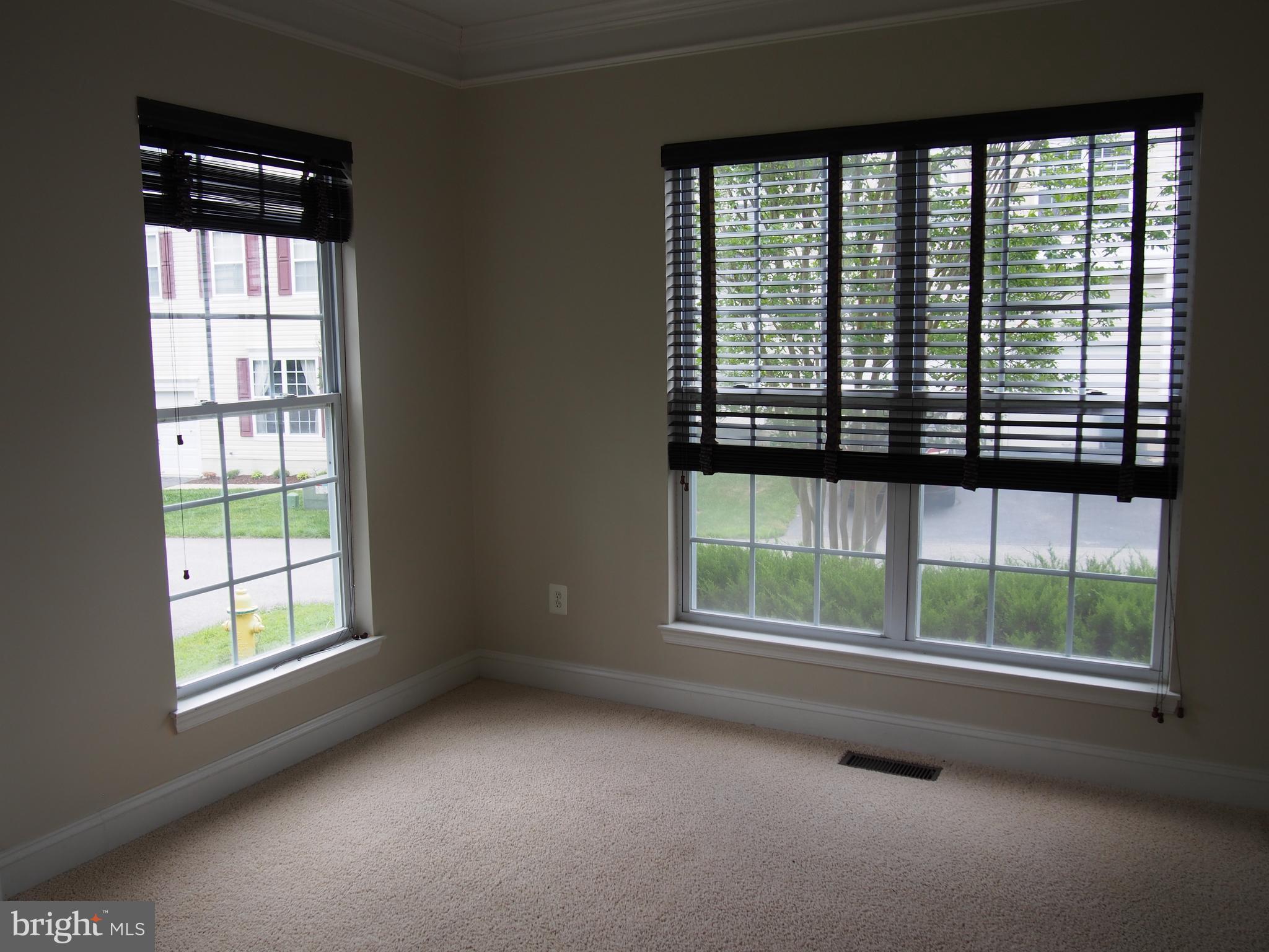 DAHLIA PARK OF WILDEWOOD - Residential Lease