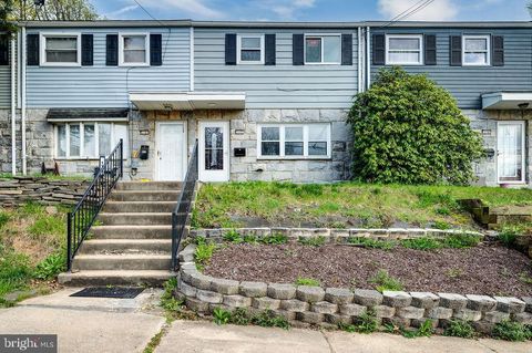 112 W JACKSON STREET FLEETWOOD PA 19522