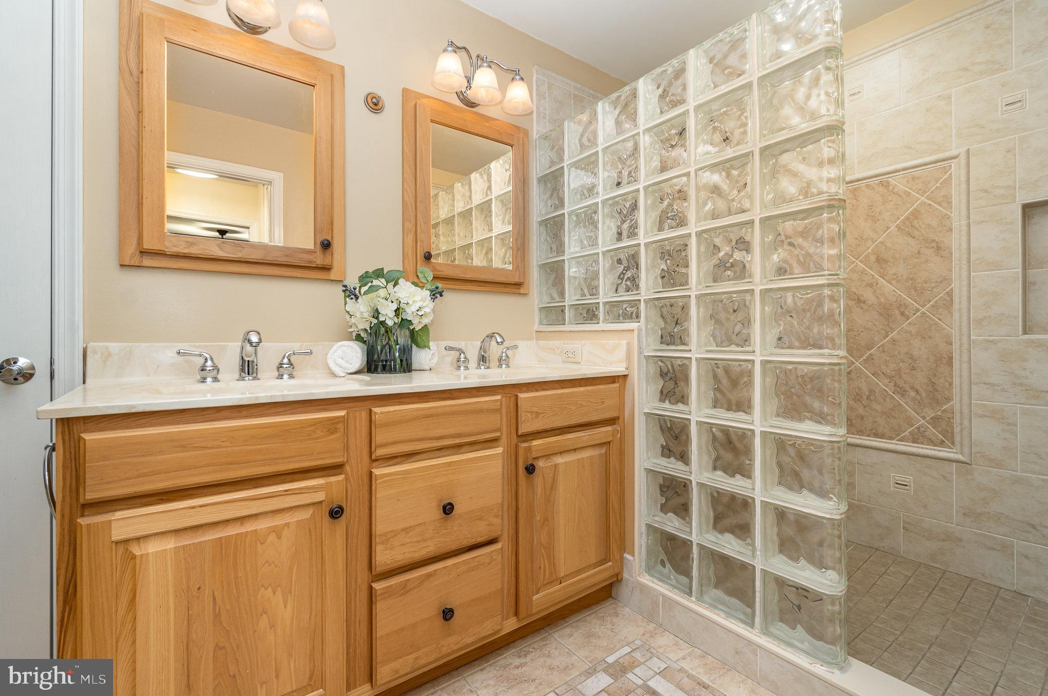 SILVER SPRING TWP - Residential