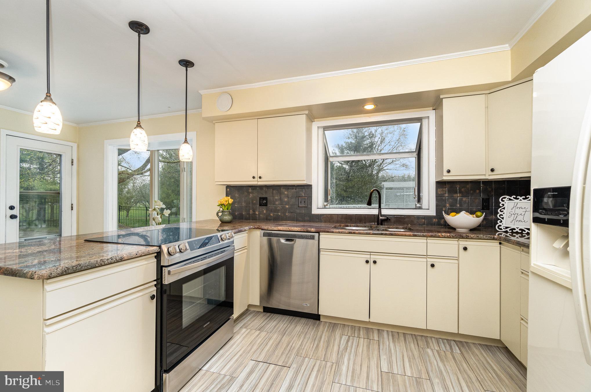 SILVER SPRING TWP - Residential