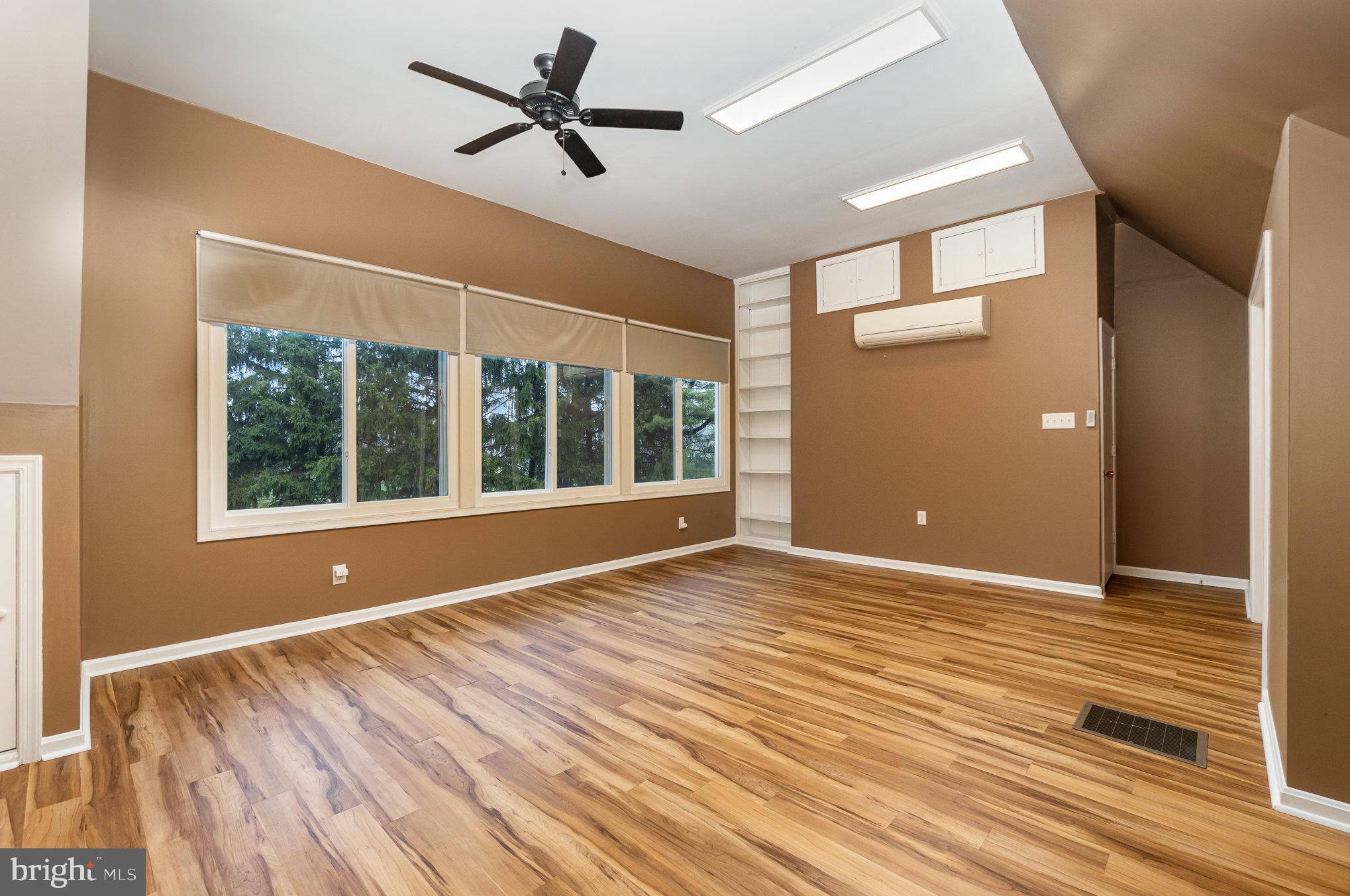 SILVER SPRING TWP - Residential