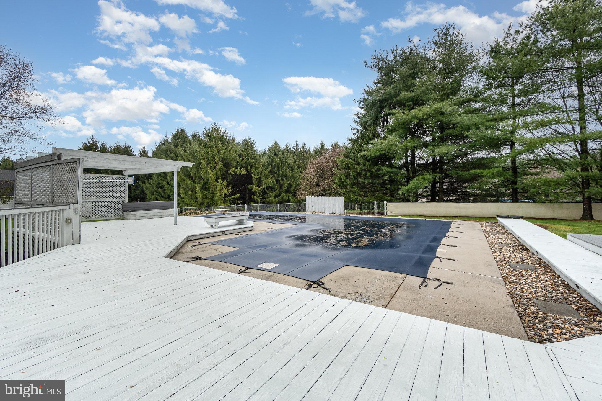 SILVER SPRING TWP - Residential