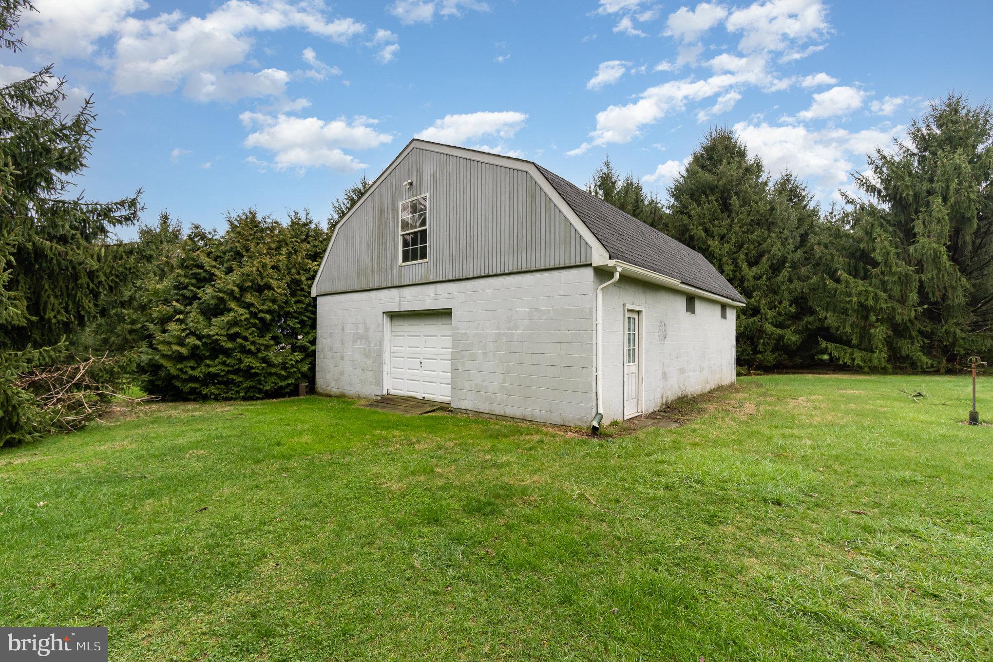 SILVER SPRING TWP - Residential