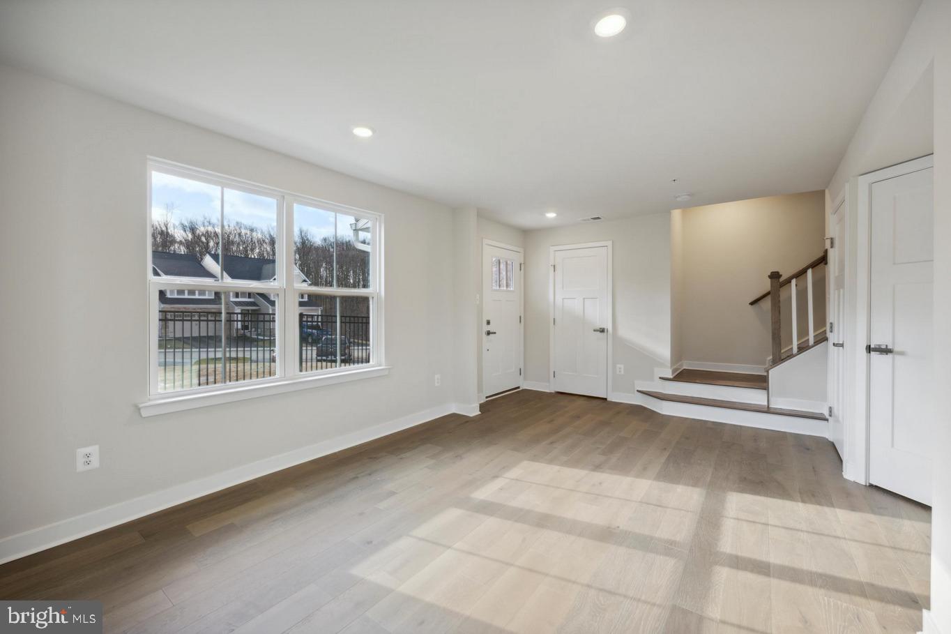 PONDS EDGE - Residential Lease