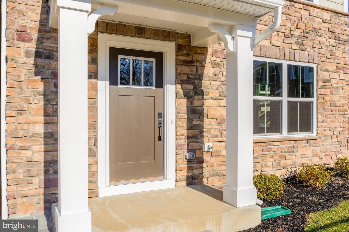 PONDS EDGE - Residential Lease