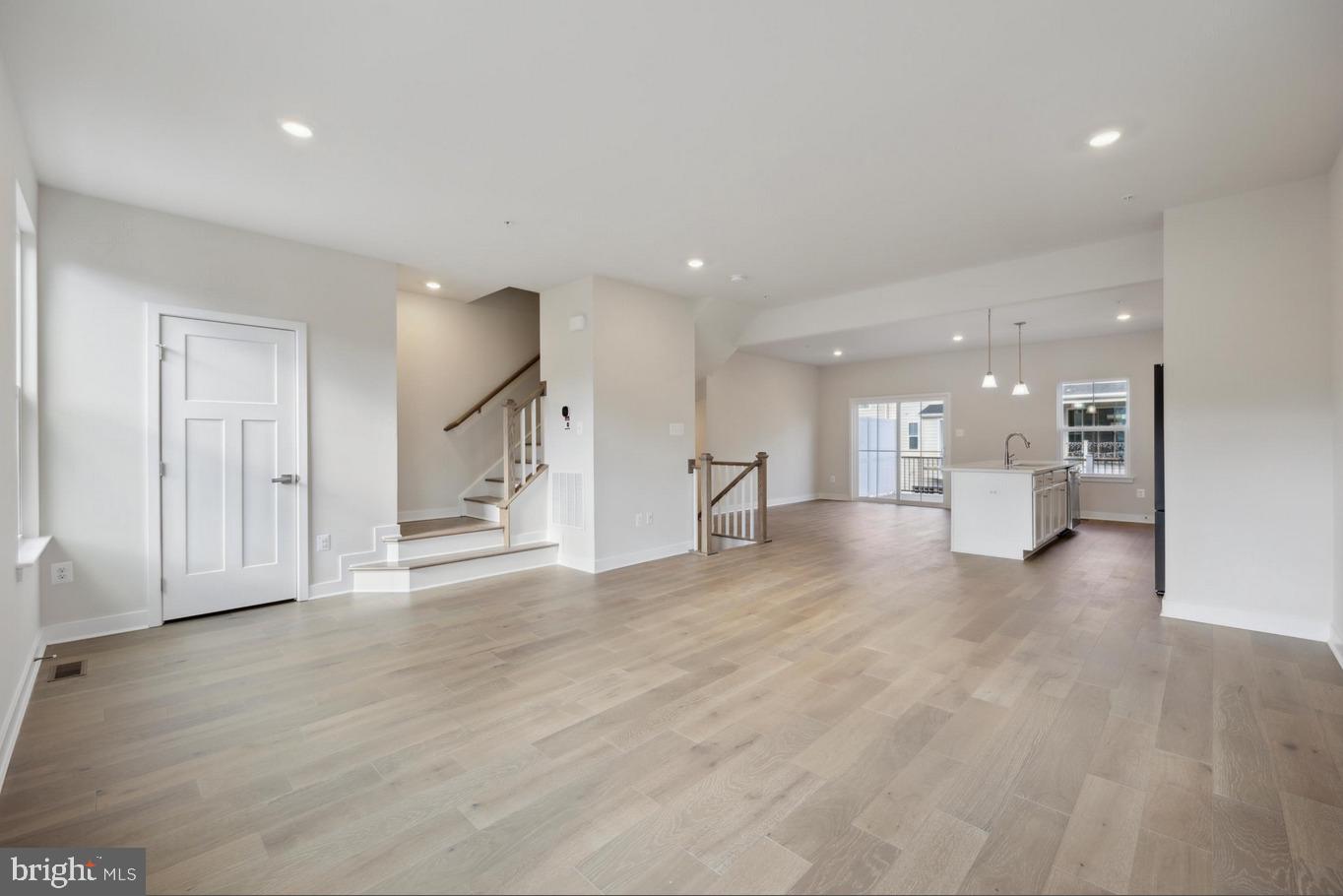 PONDS EDGE - Residential Lease