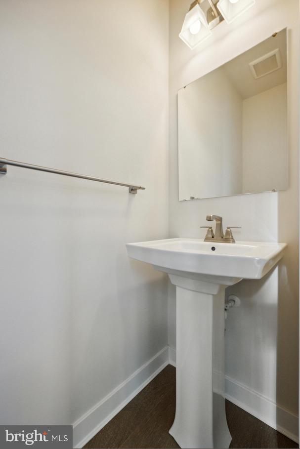 PONDS EDGE - Residential Lease