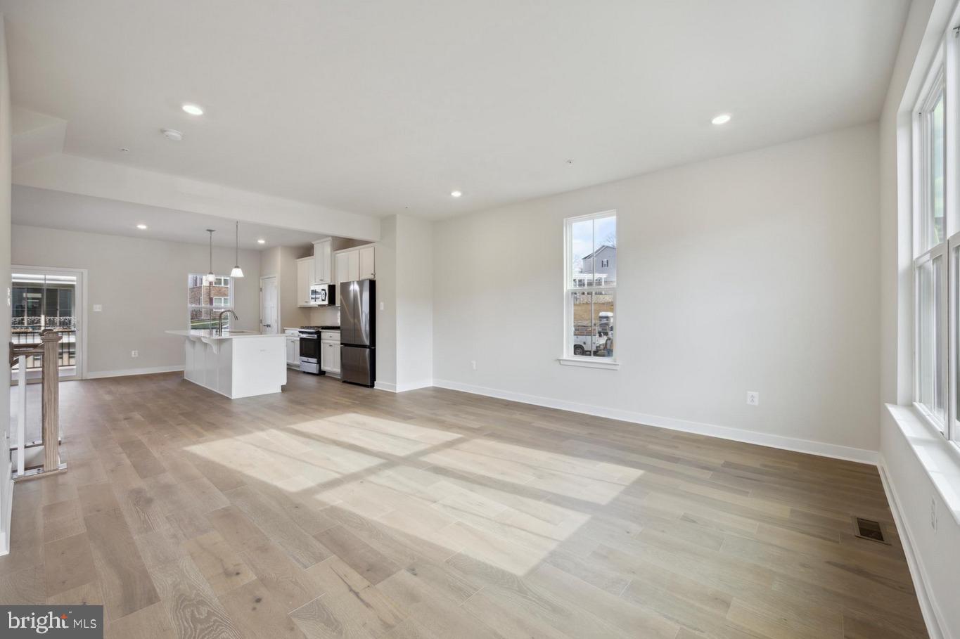 PONDS EDGE - Residential Lease