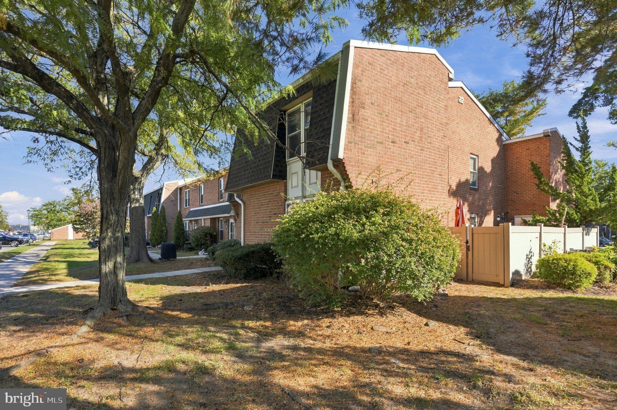 2016 HARBOUR DRIVE E
