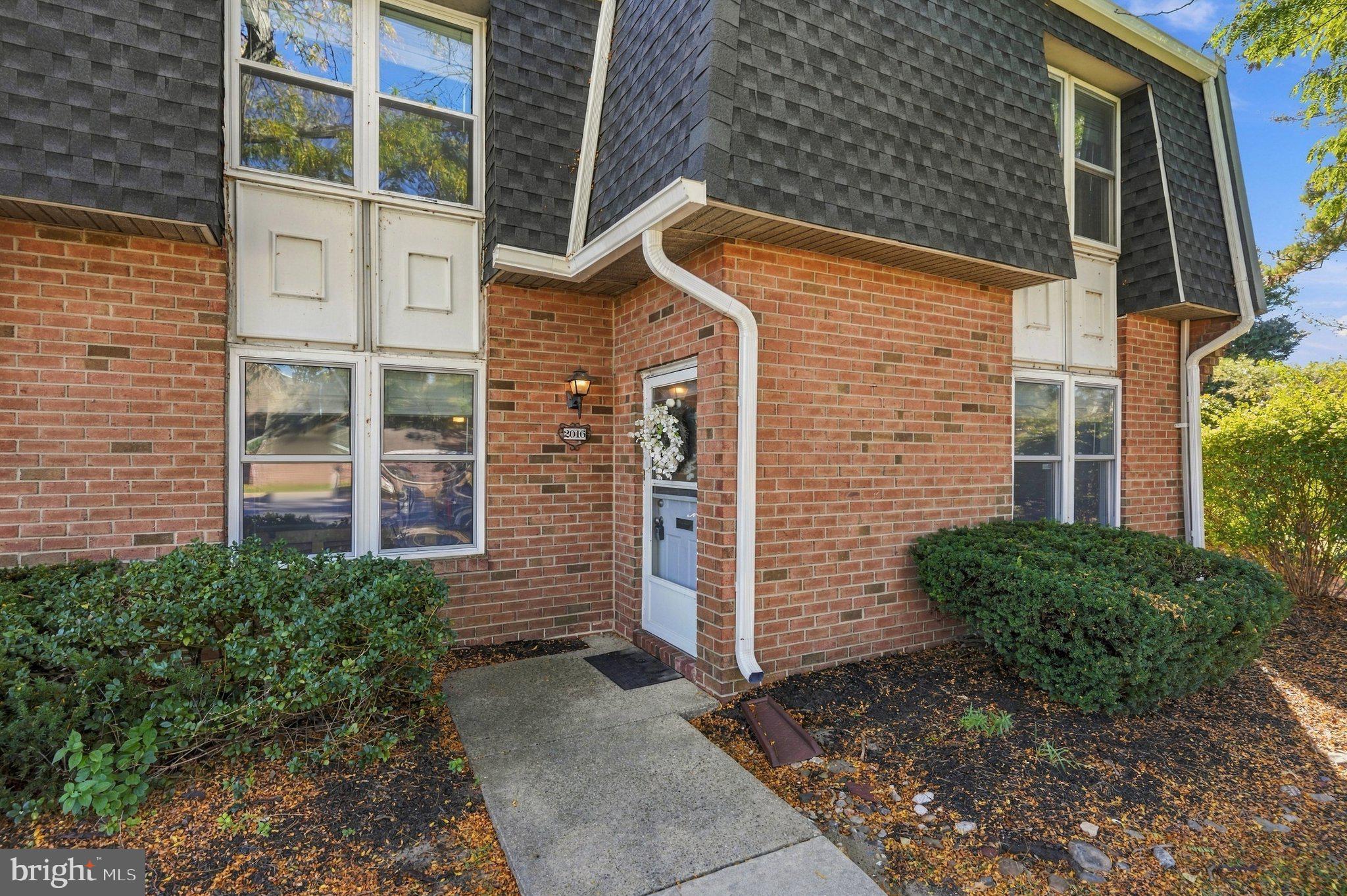 2016 HARBOUR DRIVE E