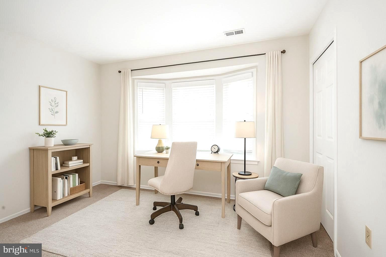 3 DEEP HOLLOW LANE N