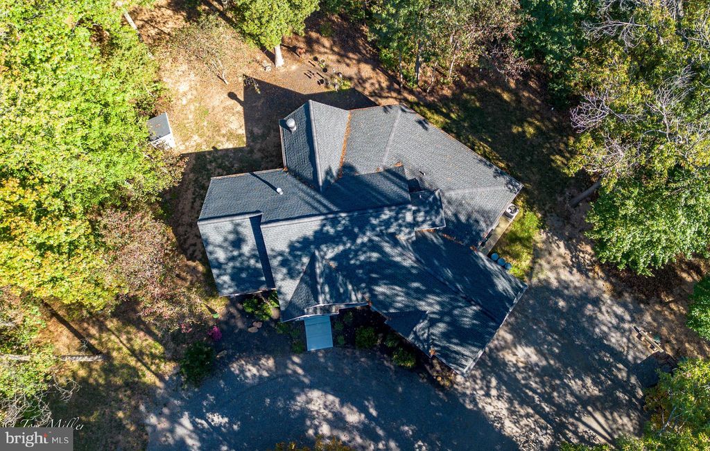 Photo of 213 Blue Heron Drive, WESTMINSTER, MD 21157 (MLS # MDCR2030988)
