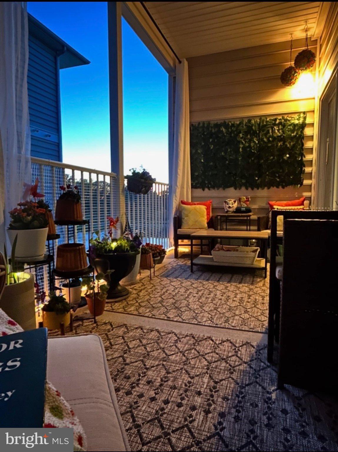 HEARTHSTONE MANOR - Residential