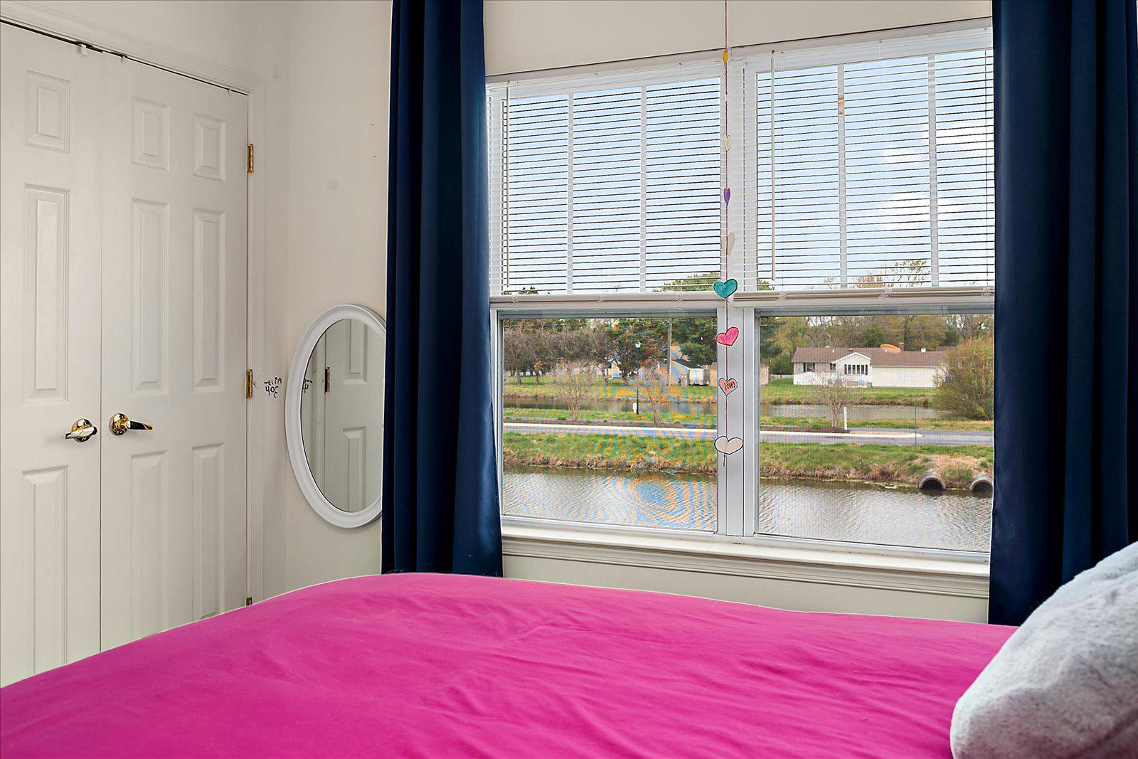 HEARTHSTONE MANOR - Residential