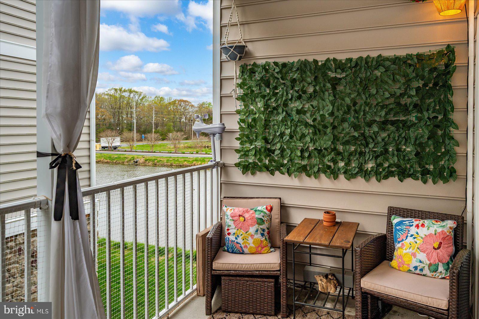 HEARTHSTONE MANOR - Residential