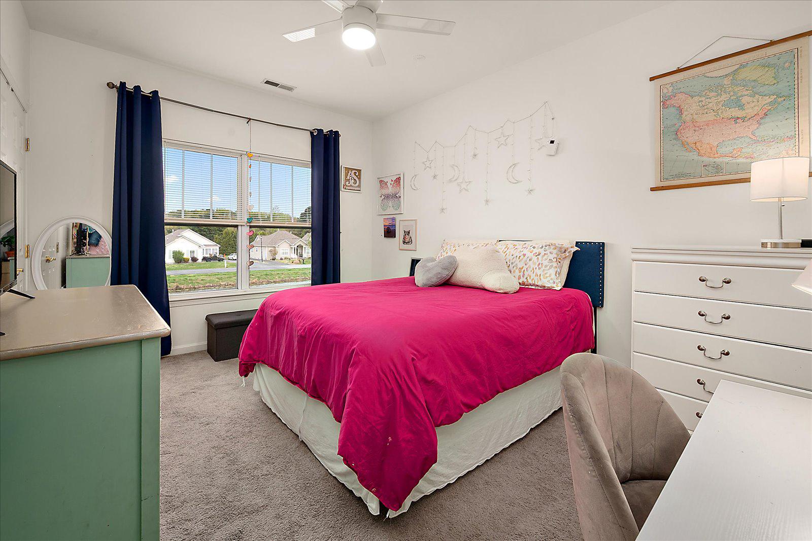 HEARTHSTONE MANOR - Residential