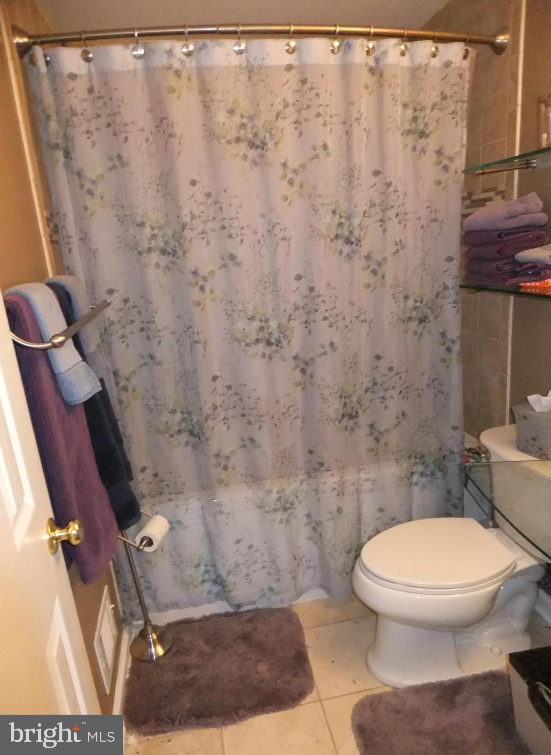 HUNTERS CREEK - Residential