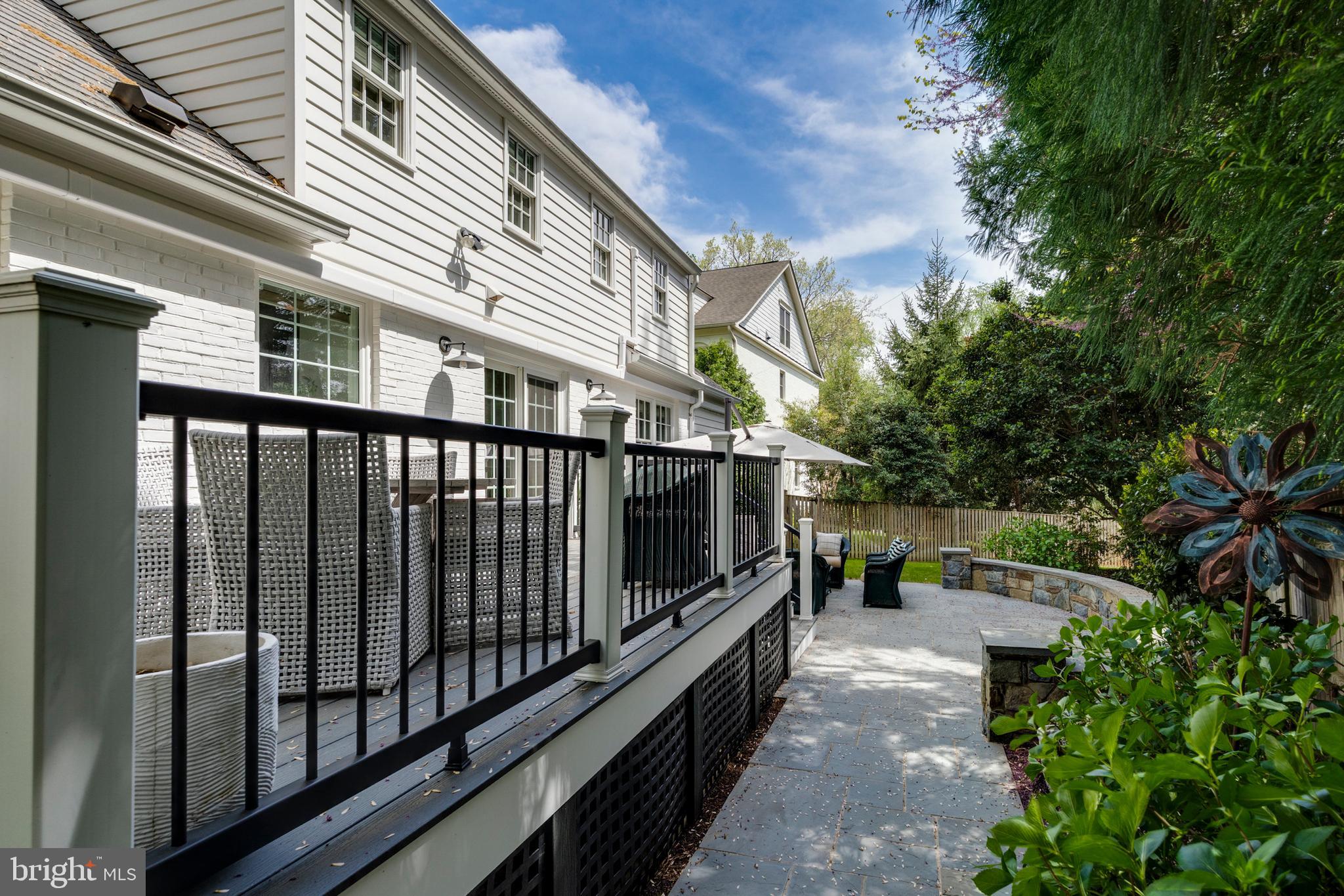 WESTMORELAND HILLS - Residential