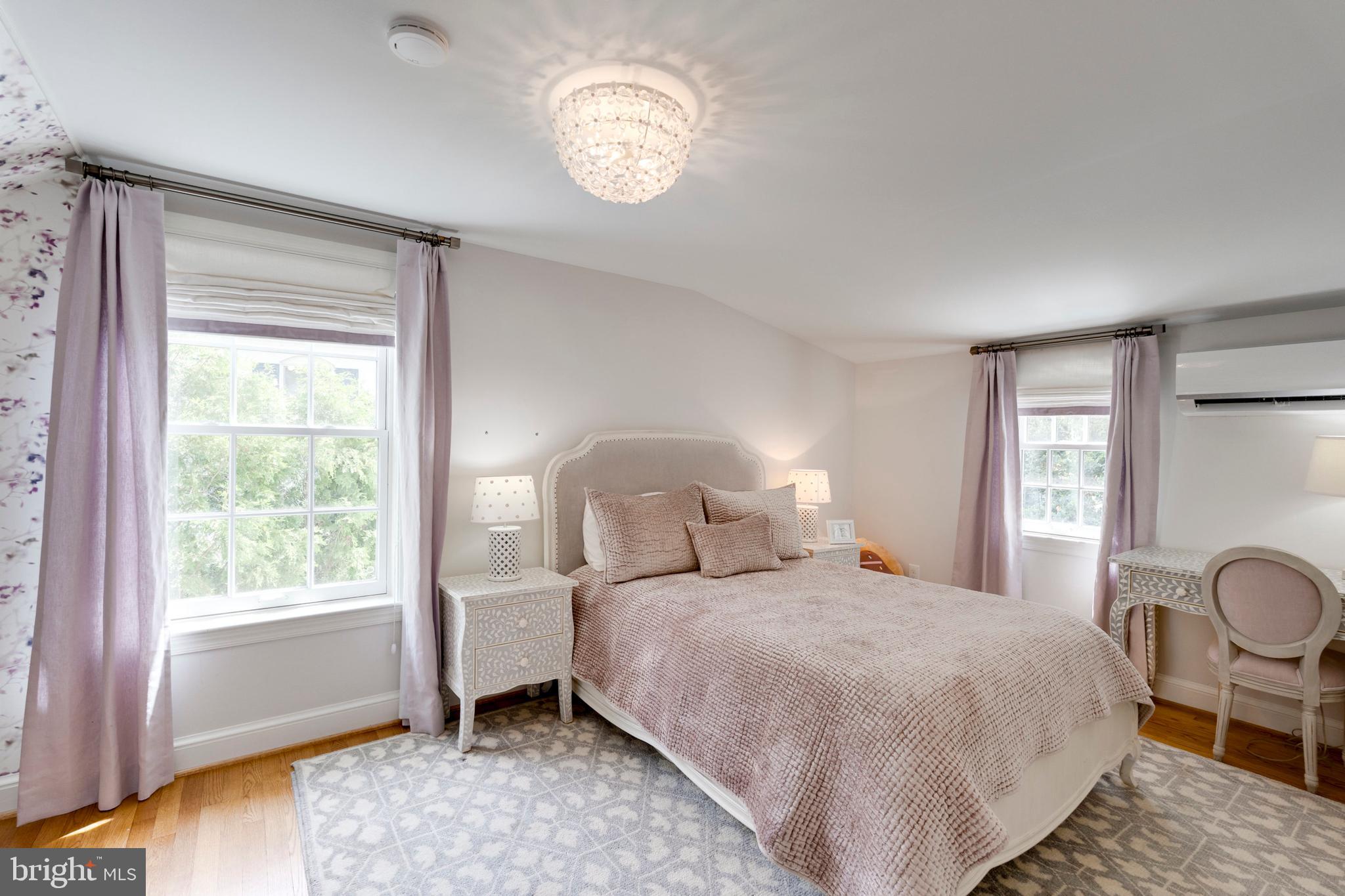 WESTMORELAND HILLS - Residential