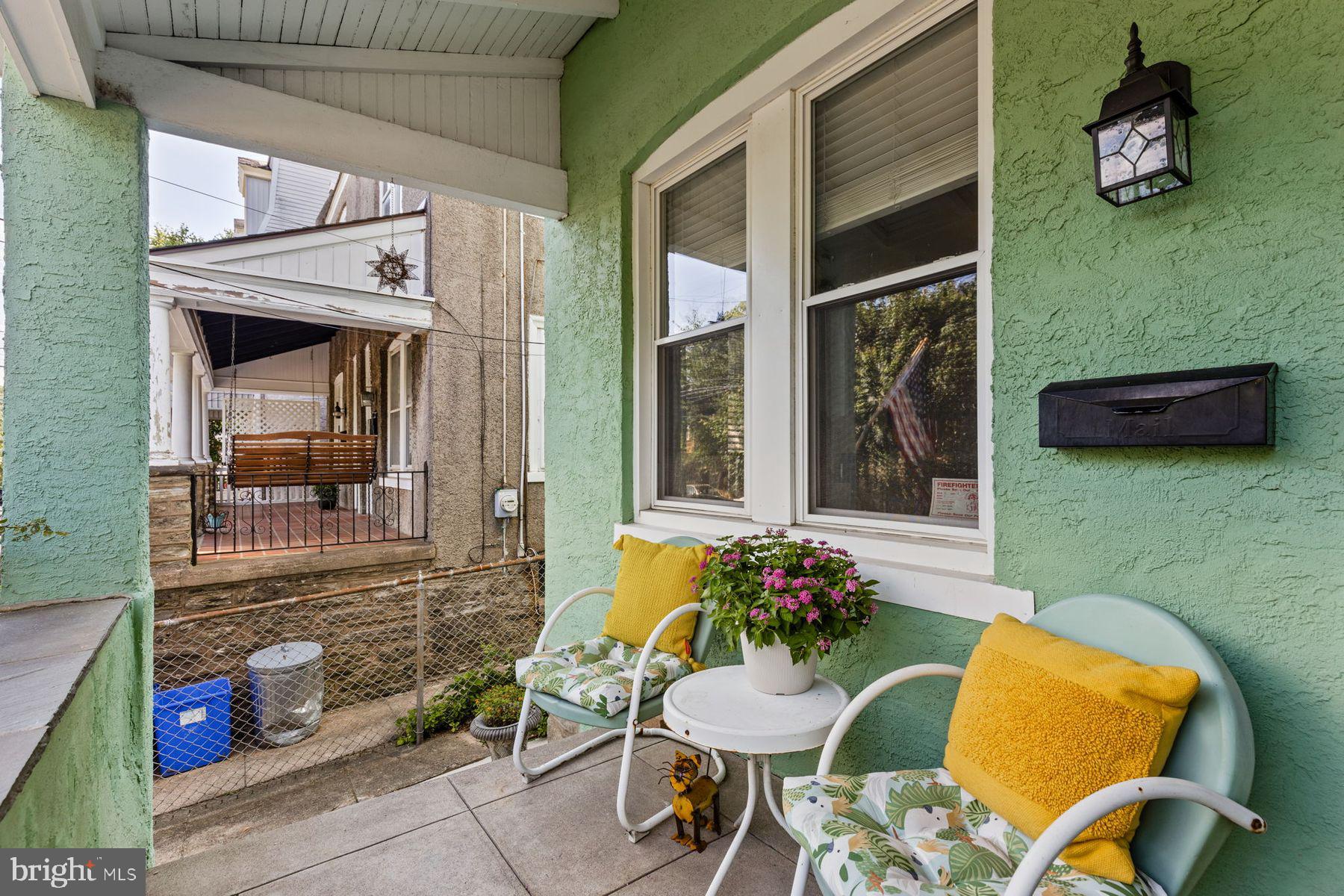 CHESTNUT HILL - Residential