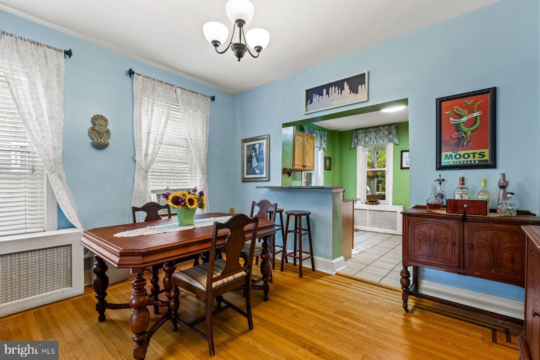 CHESTNUT HILL - Residential