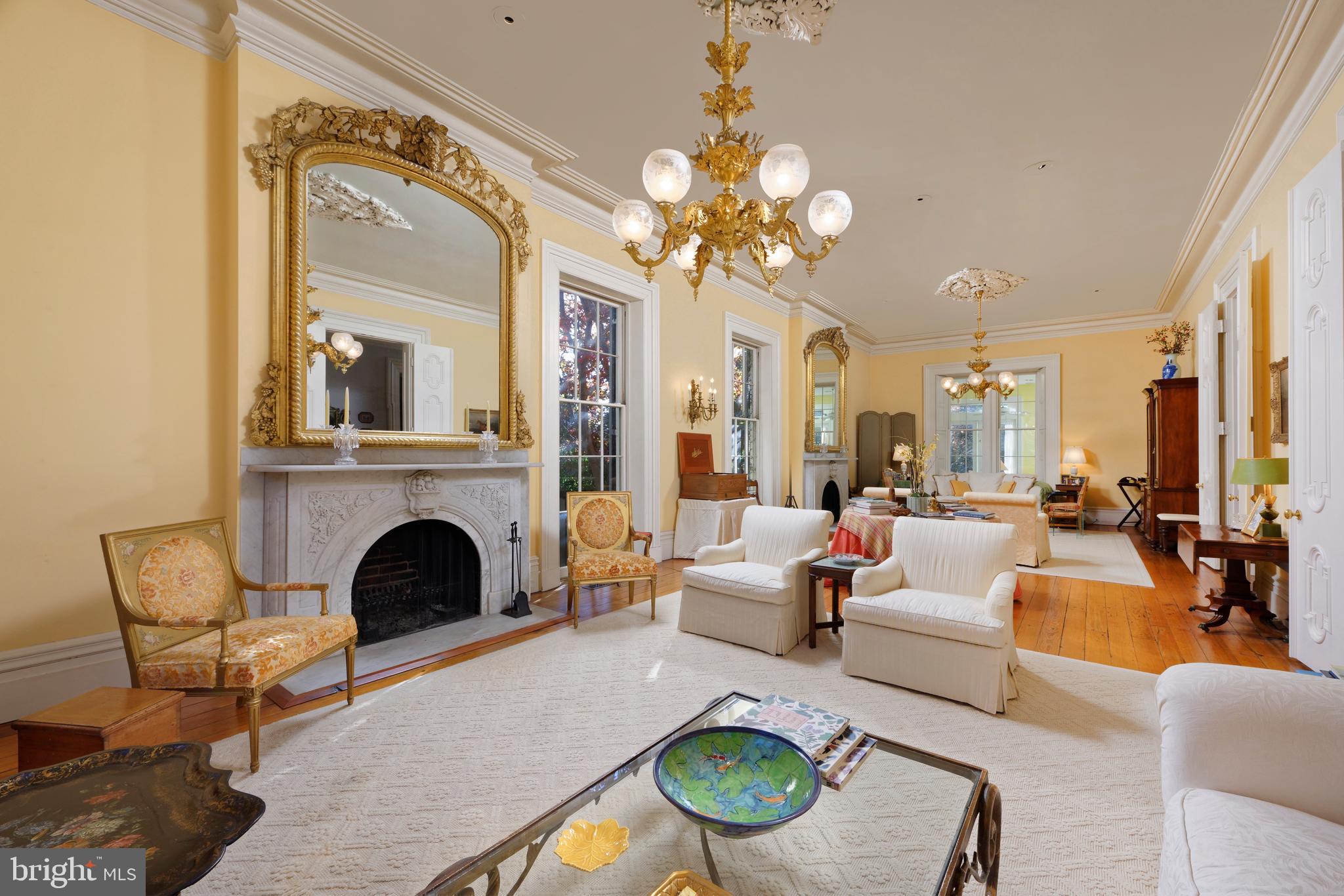 OLD TOWN ALEXANDRIA - Residential