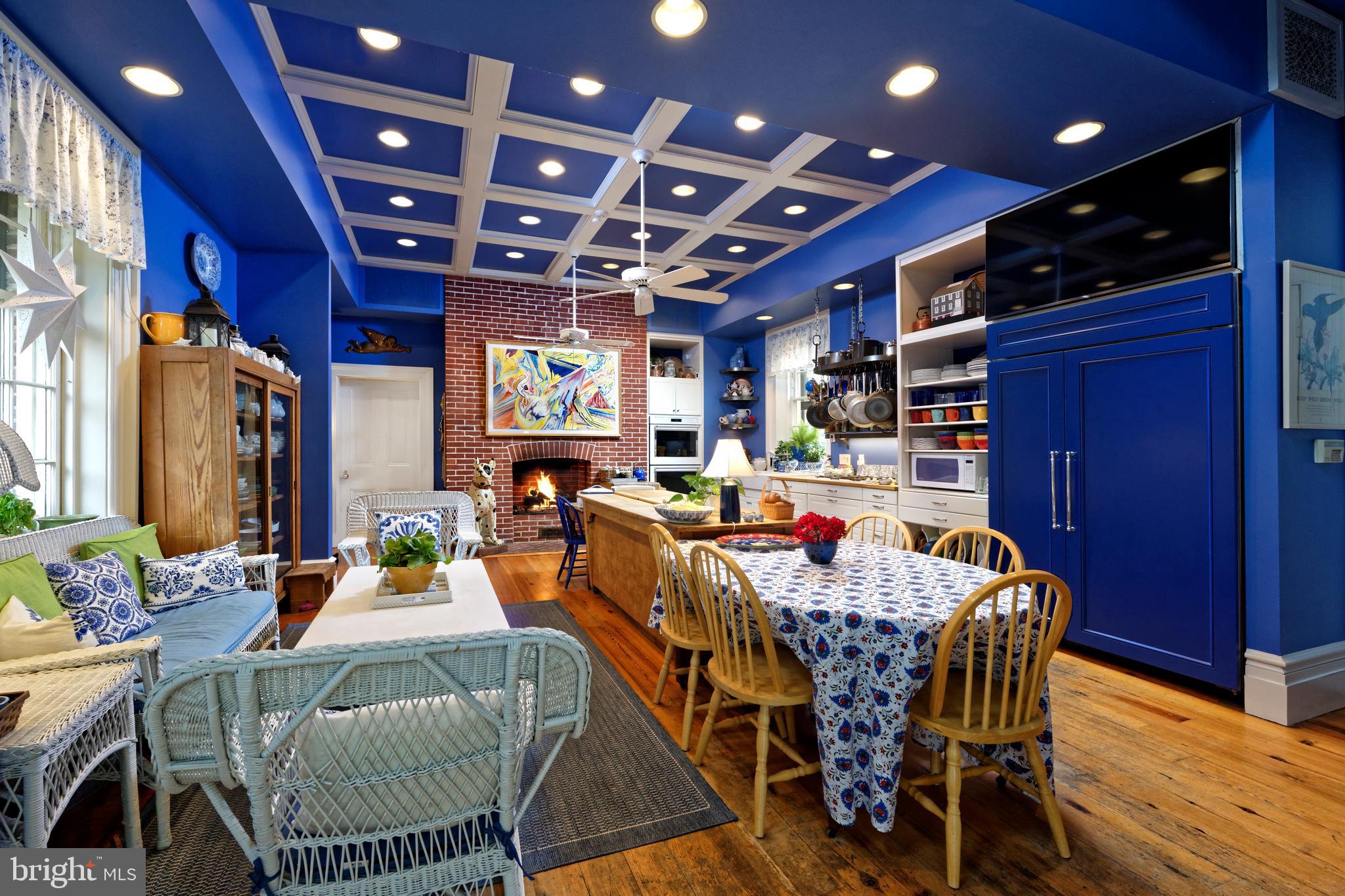 OLD TOWN ALEXANDRIA - Residential