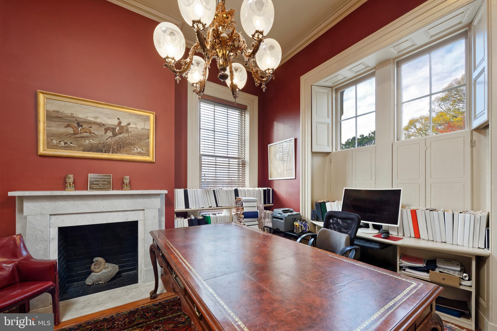 OLD TOWN ALEXANDRIA - Residential