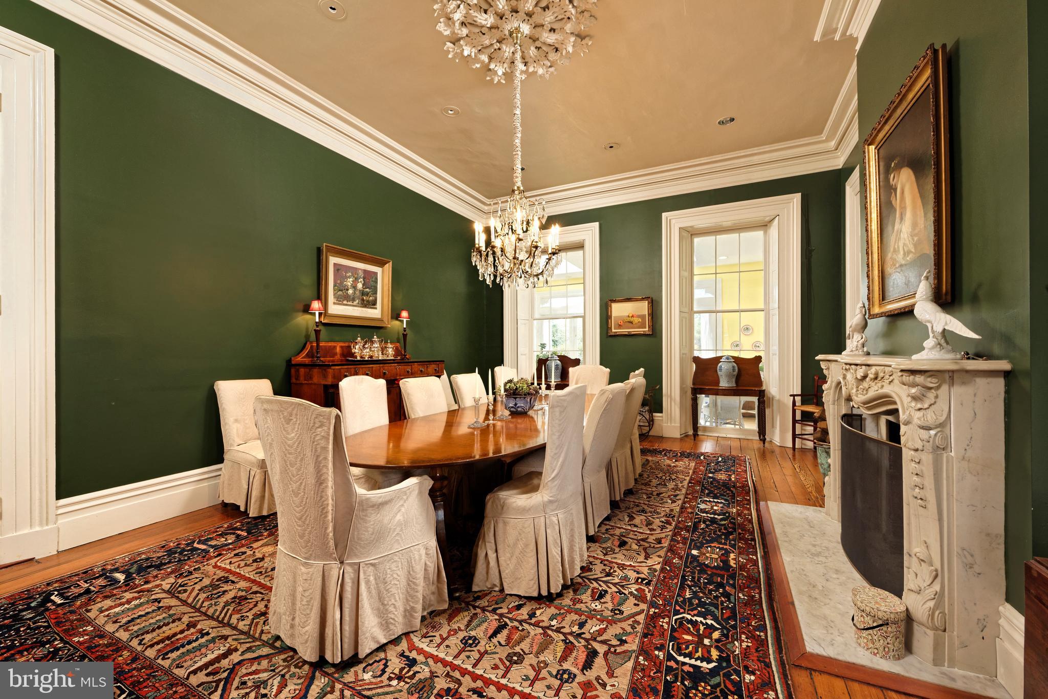 OLD TOWN ALEXANDRIA - Residential