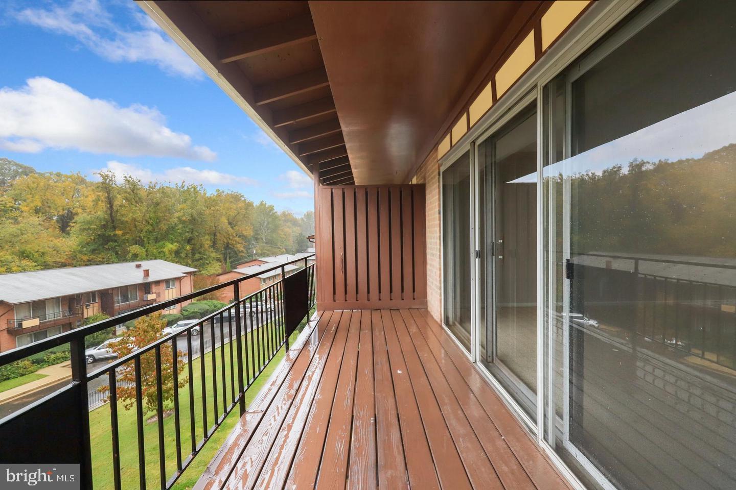 MOSBY WOODS GARDEN - Residential