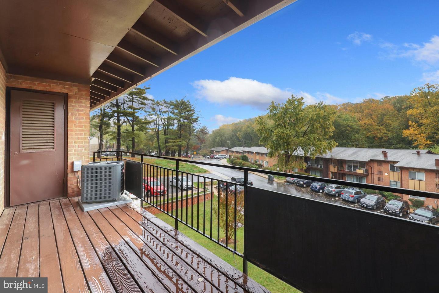 MOSBY WOODS GARDEN - Residential