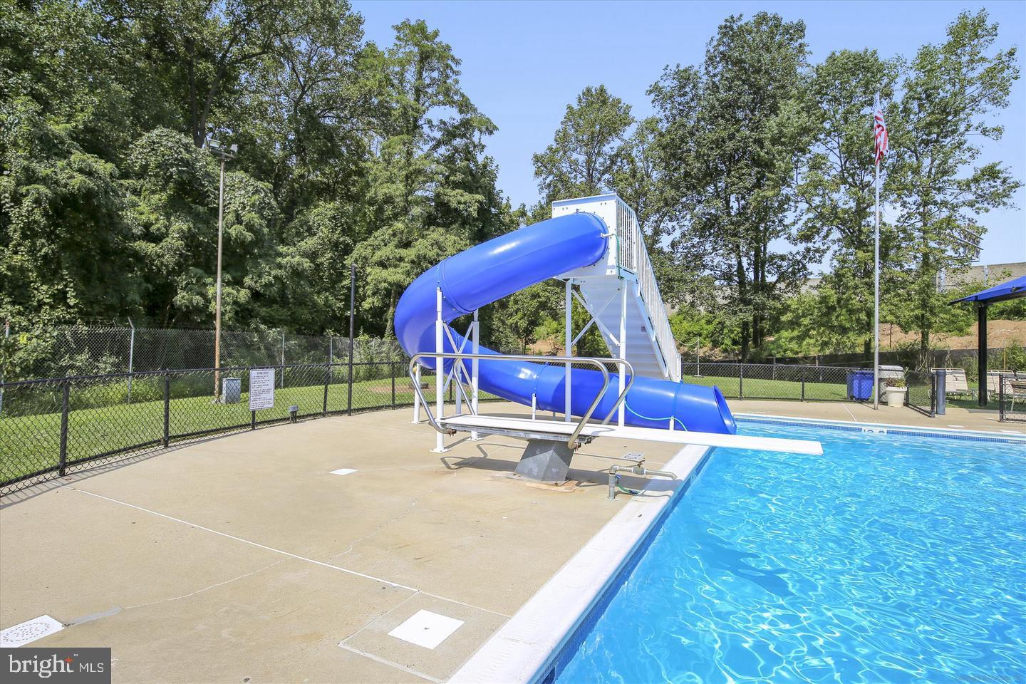 MOSBY WOODS GARDEN - Residential