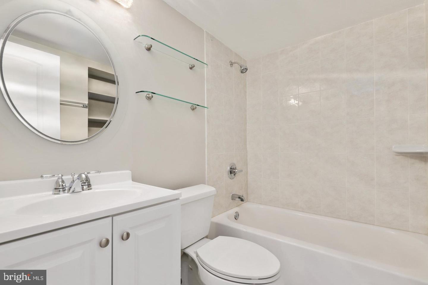 MOSBY WOODS GARDEN - Residential