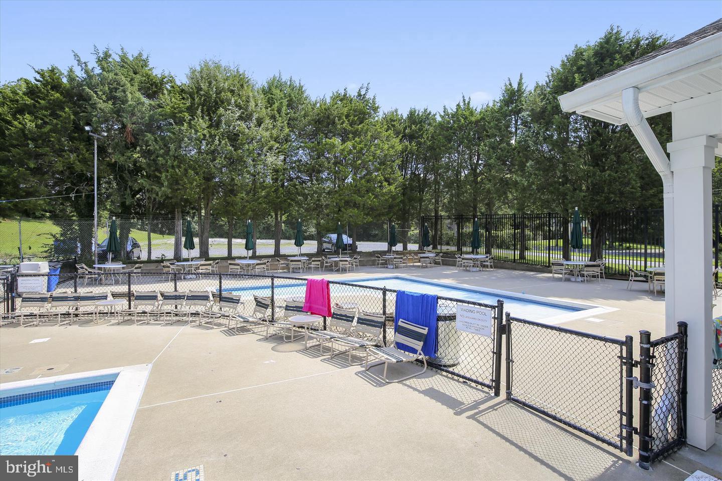 MOSBY WOODS GARDEN - Residential