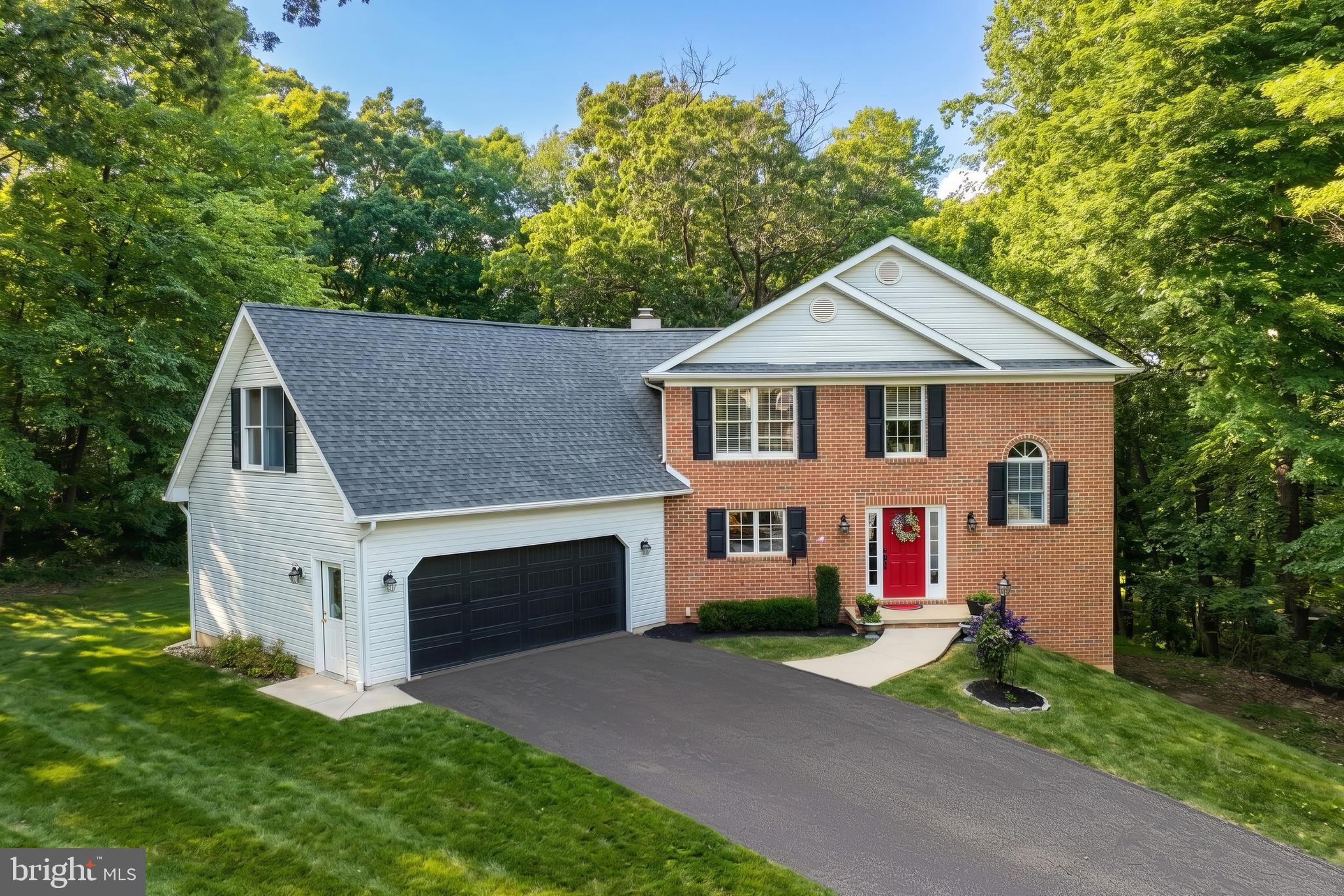 2251 TALL OAKS LANE