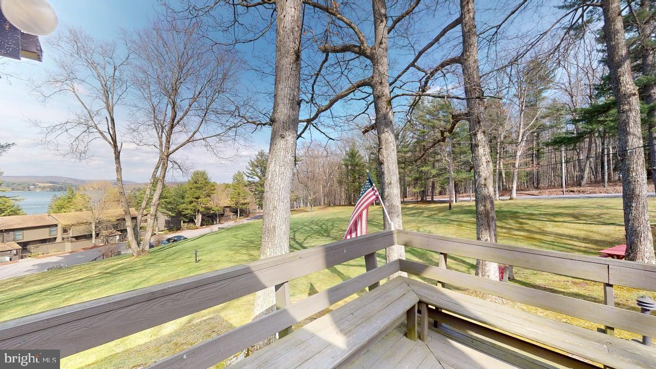 FOUR HOOPPOLE - Residential