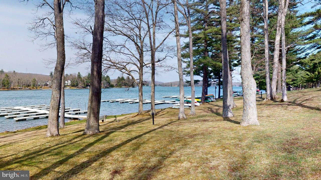 FOUR HOOPPOLE - Residential