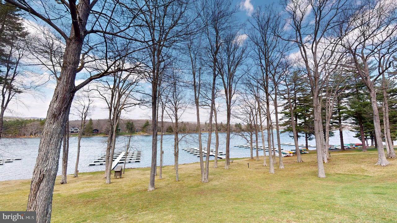 FOUR HOOPPOLE - Residential