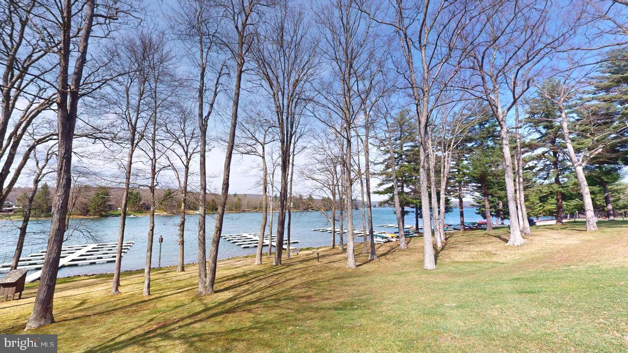 FOUR HOOPPOLE - Residential