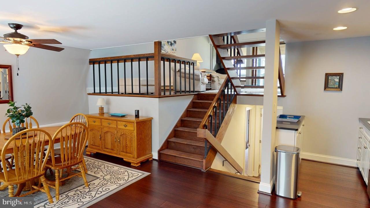 FOUR HOOPPOLE - Residential